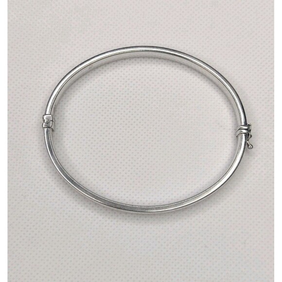 Hollow Sterling Silver Hinged Diamond Cut Bangle Bracelet, 7.5 inch - Picture 2 of 7